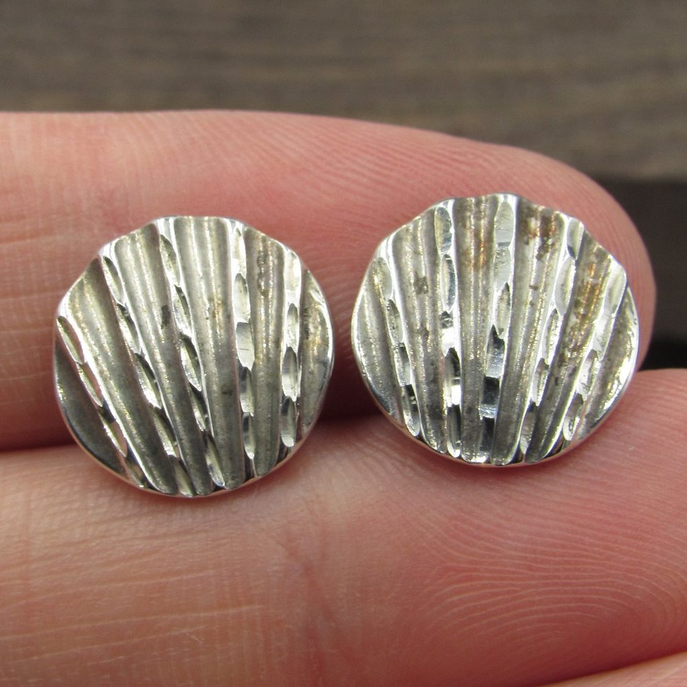 Sterling Silver Rustic Shell Stud Earrings Vintage - image 1